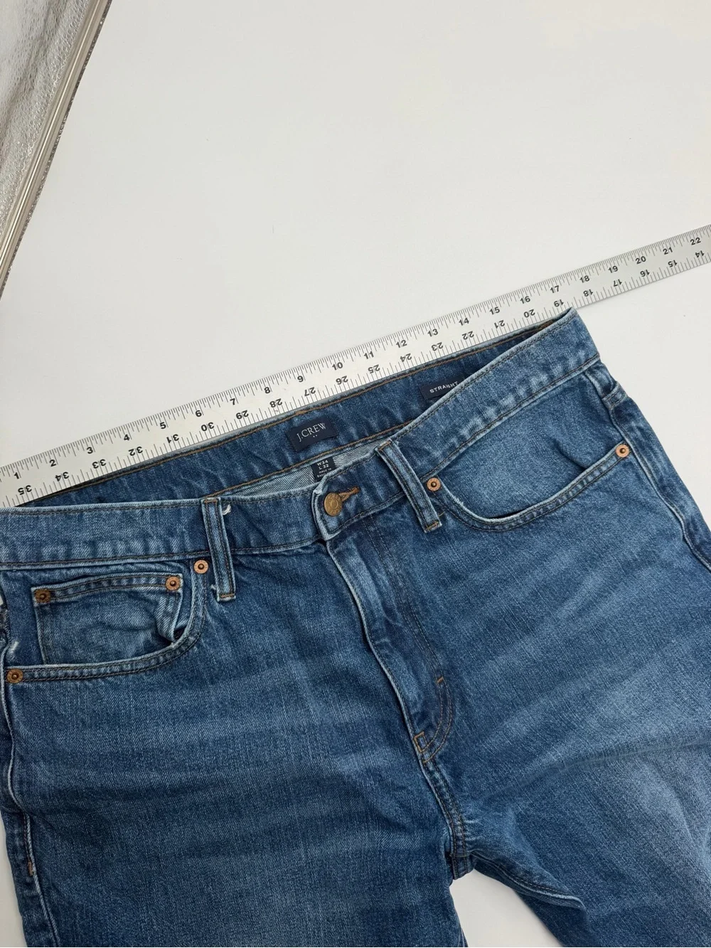 J.Crew Mens Straight Fit Jeans 34x32 Medium Wash Stretch Denim Blue